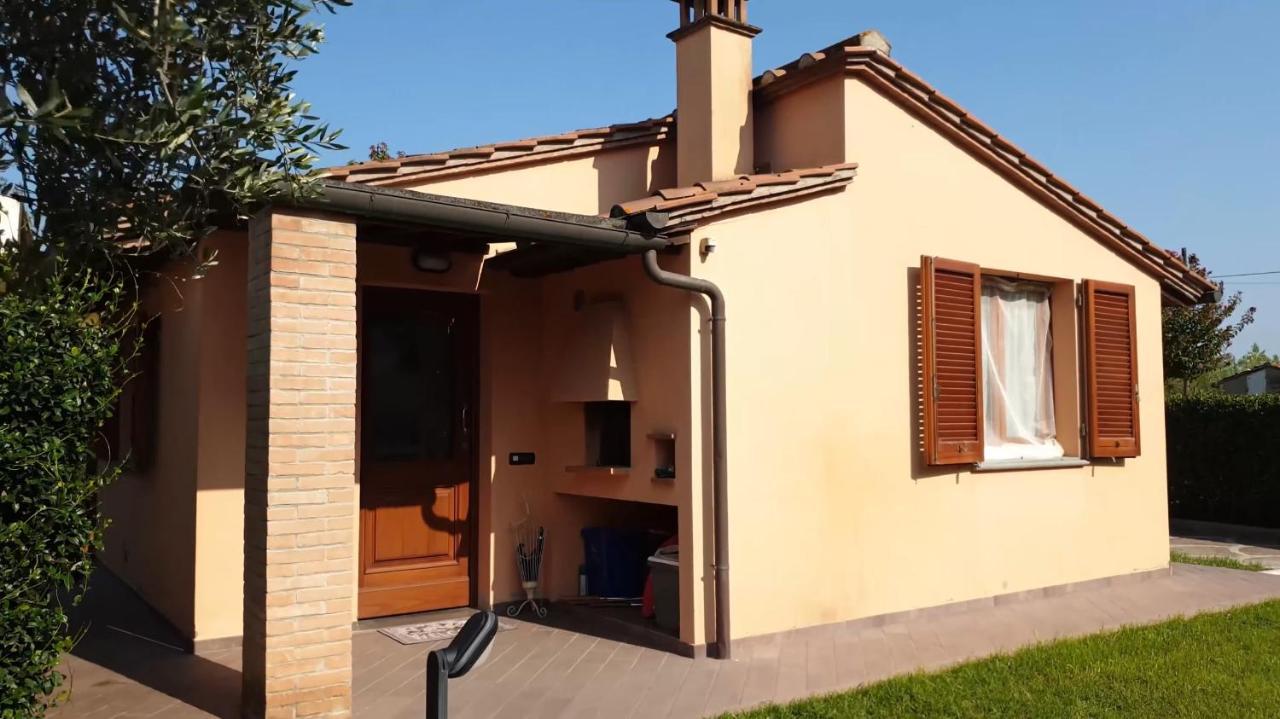 Melody House - Dependance Villa Castel del Bosco  ภายนอก รูปภาพ