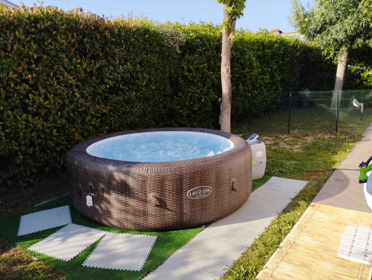 Melody House - Dependance Villa Castel del Bosco  ภายนอก รูปภาพ