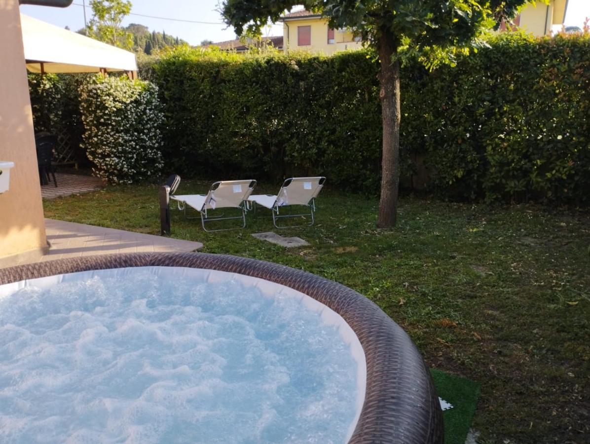 Melody House - Dependance Villa Castel del Bosco  ภายนอก รูปภาพ