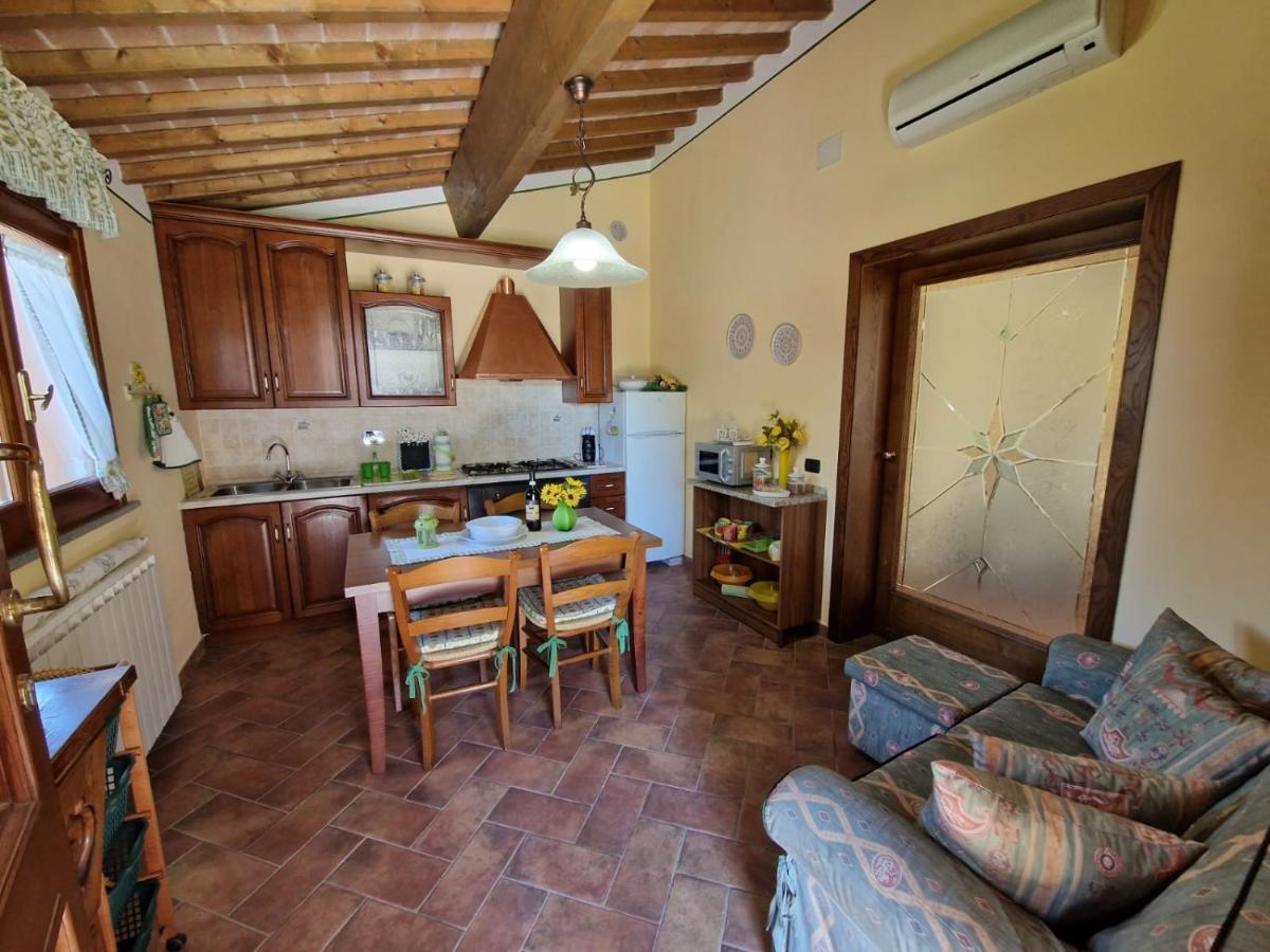 Melody House - Dependance Villa Castel del Bosco  ภายนอก รูปภาพ