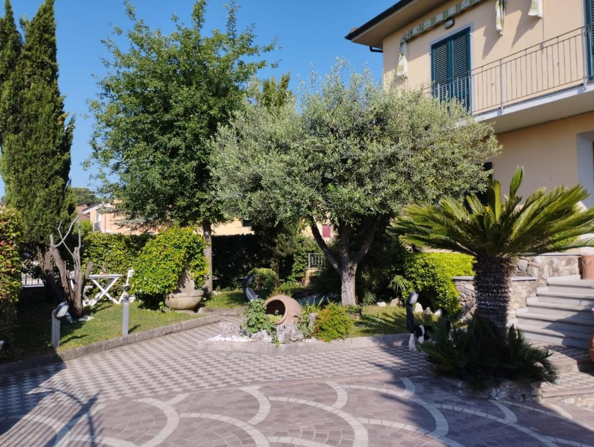 Melody House - Dependance Villa Castel del Bosco  ภายนอก รูปภาพ